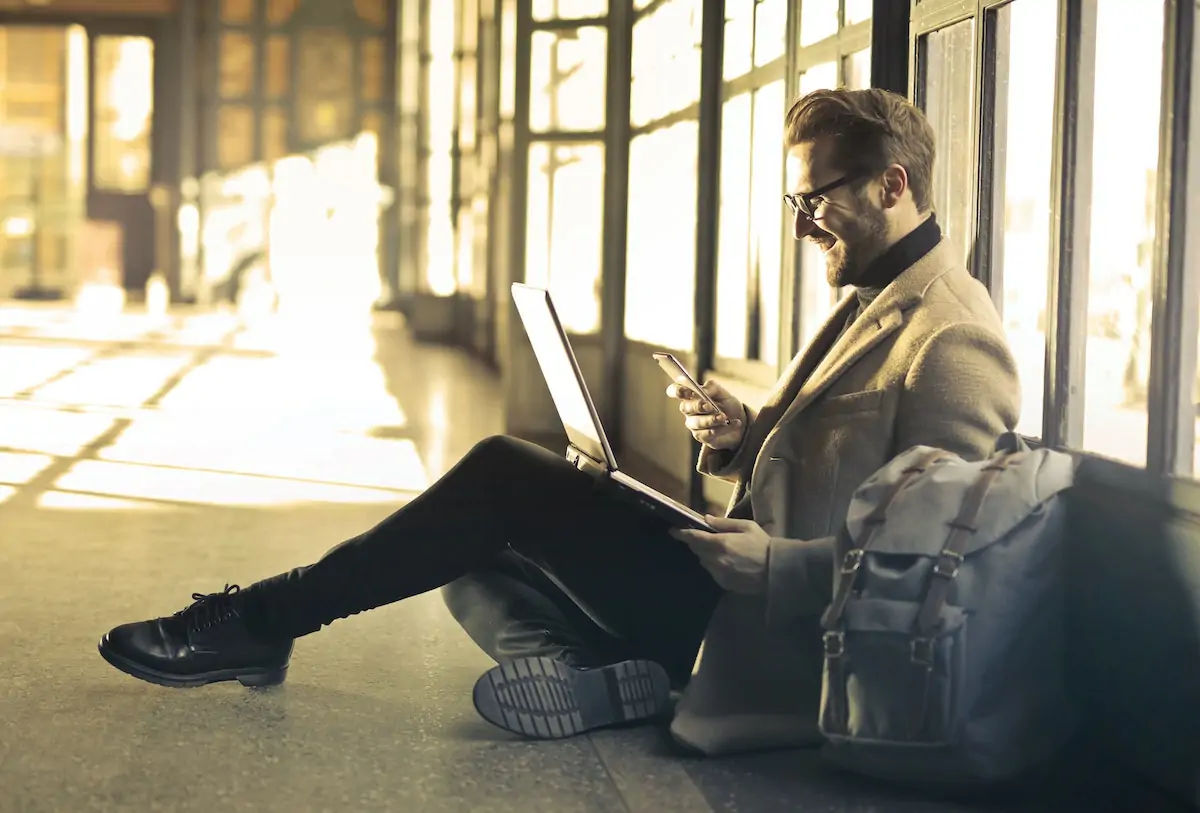 An employer checking his subsistence expenses