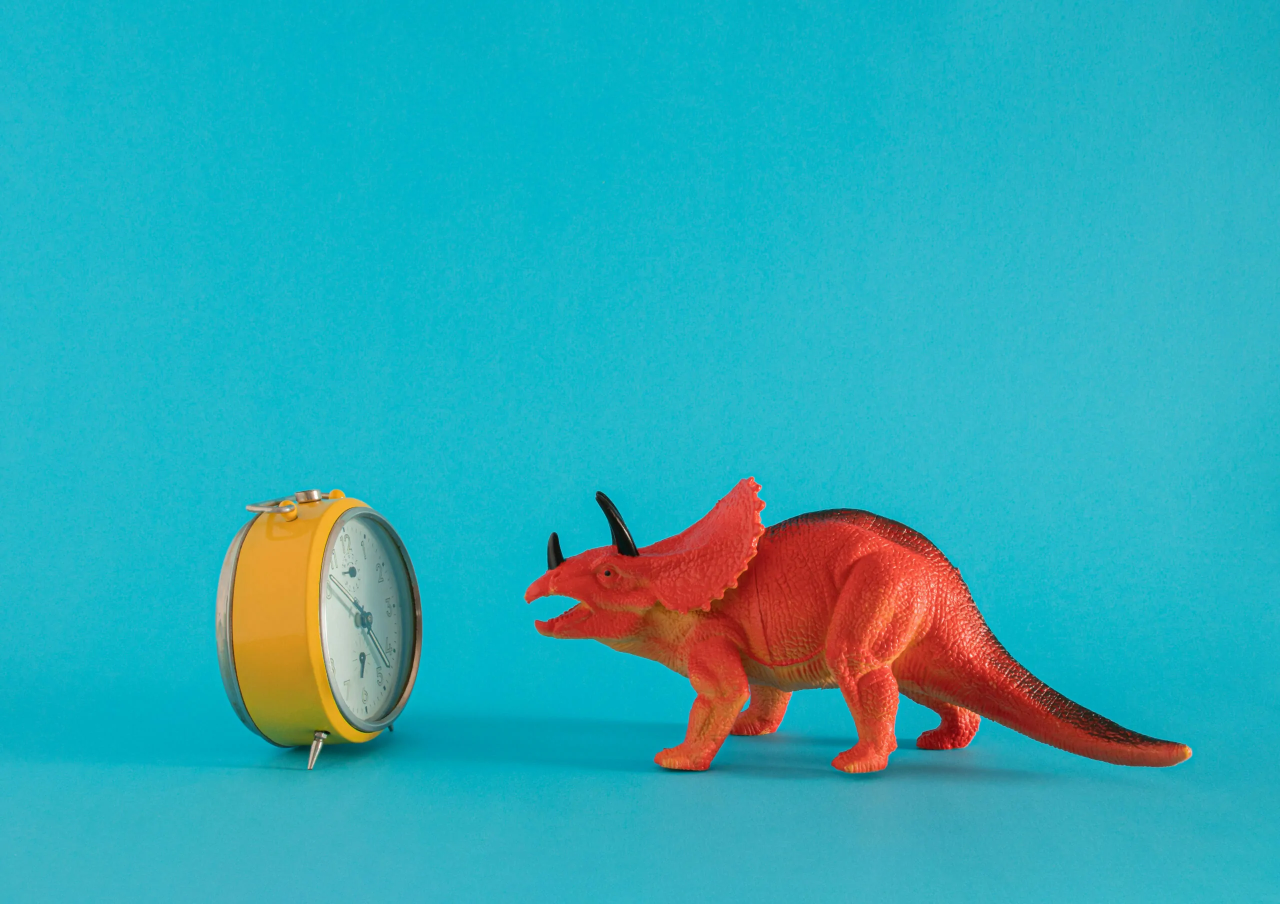 red dinosaur counting down the time to using our tax services and accounting apps